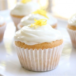 Lemon Cream Cheese Cupcakes