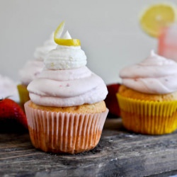Strawberry Lemonade Cupcakes