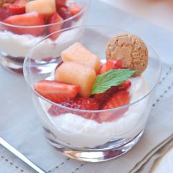 Ricotta, Amaretti and Fruit Dessert