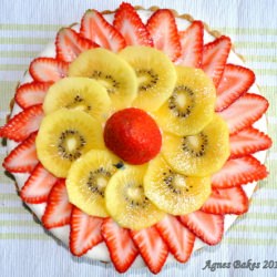 Fruit & White Chocolate Mousse Tart