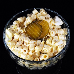 Mom’s Macaroni Salad