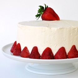 Strawberries n Cream Layer Cake