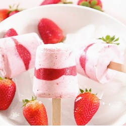 Raspberries and Cream Popsicles