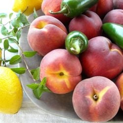 Peach and Jalapeño Pepper Jam