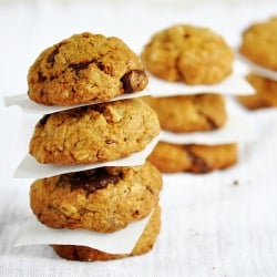 Oatmeal Chocolate Cookies