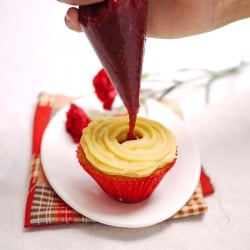 Lemon Cupcakes with Raspberry Curd