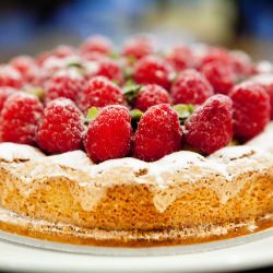 Raspberry Pistachio Montebello