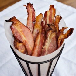 Bacon… Cooked in Your Oven!