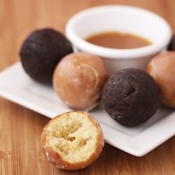 Easy Homemade Donut Holes