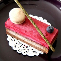 Cassis Chocolate Cake