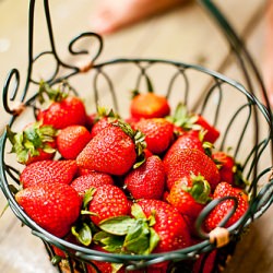 Strawberry POM Chutney