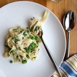 Yogurt-Mint Tagliatelle