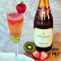 Kiwi-Strawberry Bellini