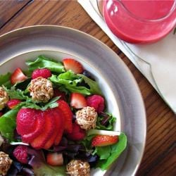 Berry Salad with Goat Cheese