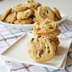 Big, Chewy Chocolate Chip Cookies