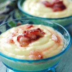 Vanilla Pudding w/ Strawberries