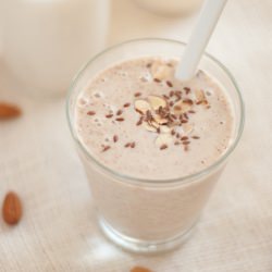 Banana Almond Smoothie