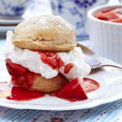 Strawberry Shortcake Sliders