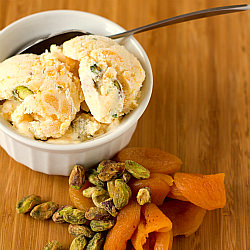 Dried Apricot-Pistachio Ice Cream