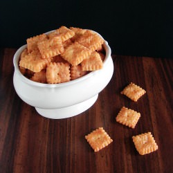 Homemade Cheez-Its