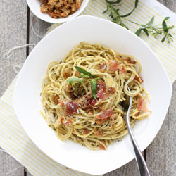 Spaghetti with Toasted Breadcrumbs