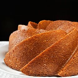 White Pepper & Ginger Lemon Cake