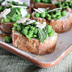 Pea, Mint and Parmesan Crostini