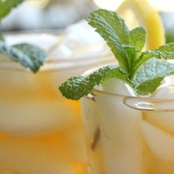 Lemon Mint Sun Tea