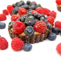 No-Bake Lemon Berry Tart