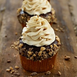 Toffee Crunch Cupcakes