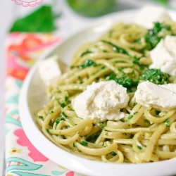 Linguine with Pesto, Spinach and Lettuce