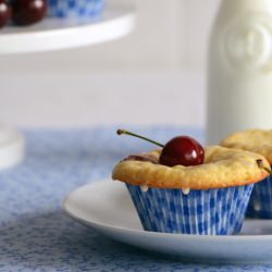 Cherry Cheese Cupcakes