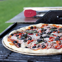 Pimento, Olive & Basil Pizza