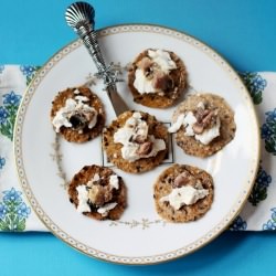 Crackers with Goat Cheese and Sardines