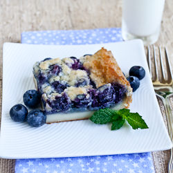 Custard Mochi w/ Blueberries