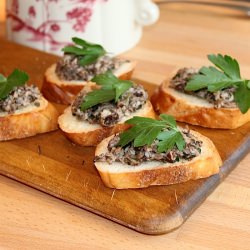 Three Herb Mushroom Crostini