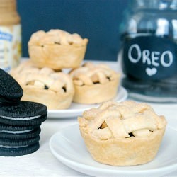Mini Peanut Butter Oreo Pies