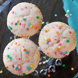 Pink Lemonade Confetti Cupcakes