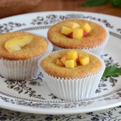 Brown Sugar Peach Muffins