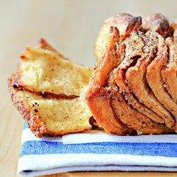 Cinnamon Sugar Pull-Apart Bread