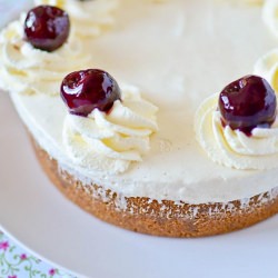 No Bake Whipped Cream Cheesecake