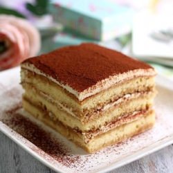 Tiramisu Cake