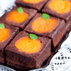 Apricot Brownie