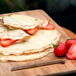 Crepes w/ Strawberries