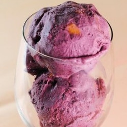Blackberry Peach Ice Cream