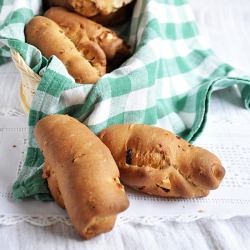 Sweet Bread w/ Dried Fruit