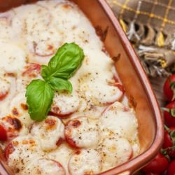 Tomatoes and Mozzarella Gratin