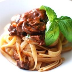 Mushroom Ragoût with Fettuccine