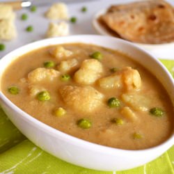 Cauliflower Peas Kurma