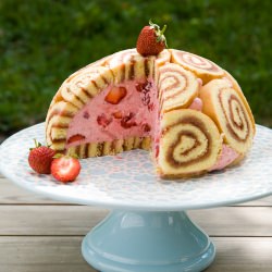 Strawberry-Raspberry Charlotte